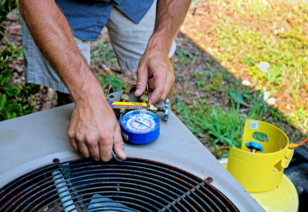 Your 5 End-of-Season HVAC Maintenance Tips HVAC checking system